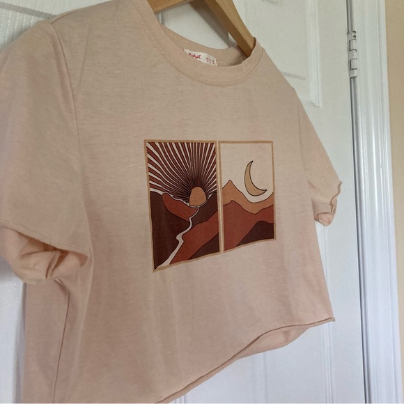 Sun and Moon Graphic Crop Top - Picture 2 of 6
